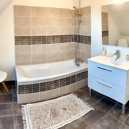 Maison Avec Jacuzzi 10 Personnes Villa Locquenole